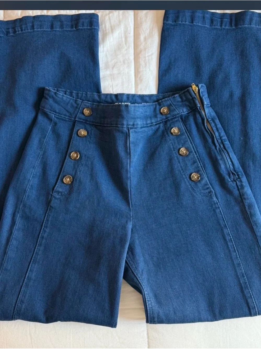 Old Navy Sky-Hi Wide Leg Extra high-rise Sailor-Button Jeans - Picture 1 of 2